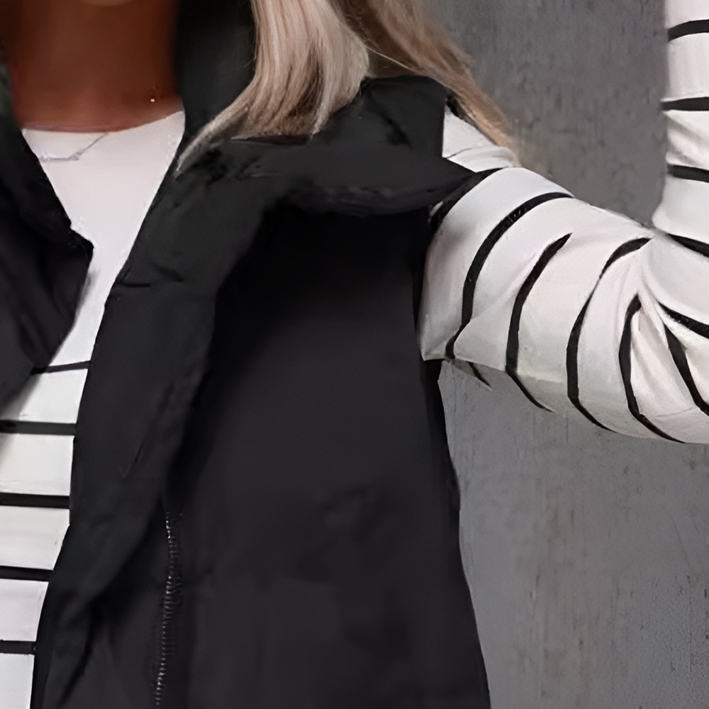 Women's Black Puffer Vest - Picture 2 of 4